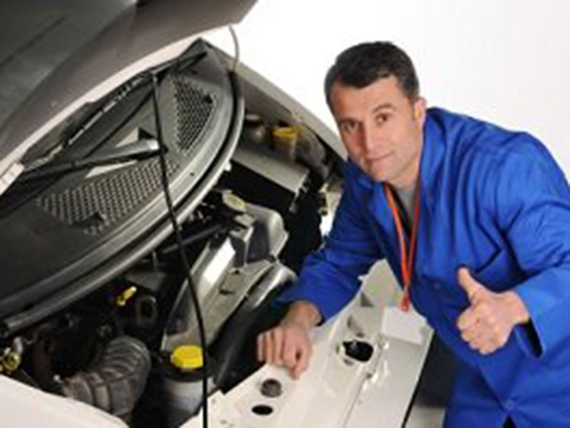 Featured image for “Daylight Saving Ends – Check Your Vehicle Lights”